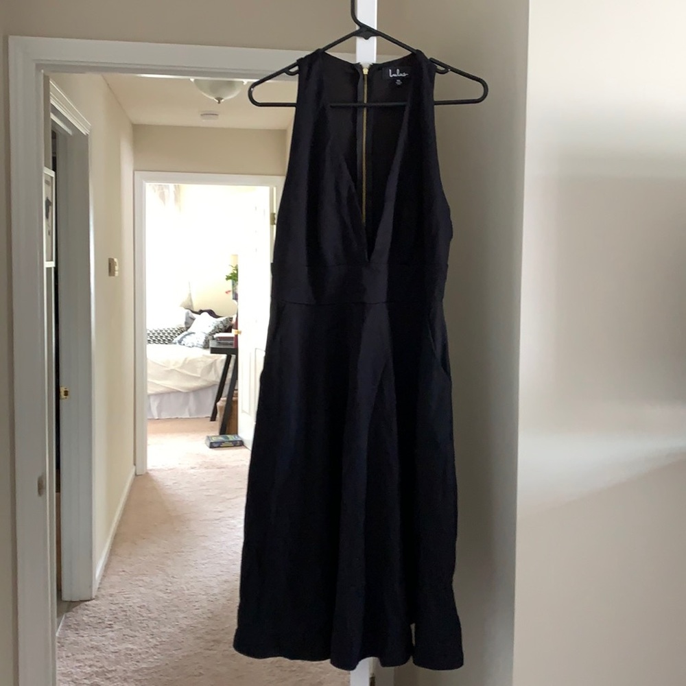 Sexy black dress from Lulu’s... with POCKETS!